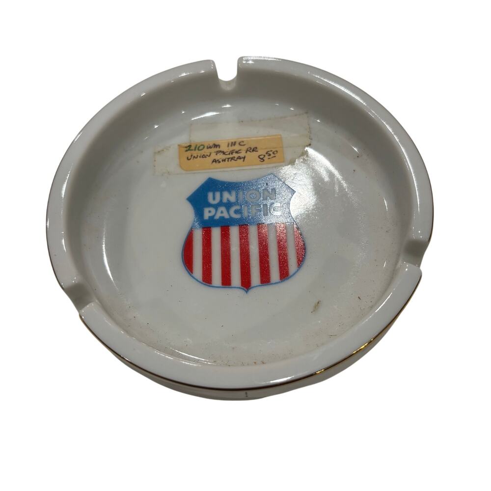 Vintage Union Pacific Railroad Thick White Porcelain with Gold Rim Ashtray 4.5"